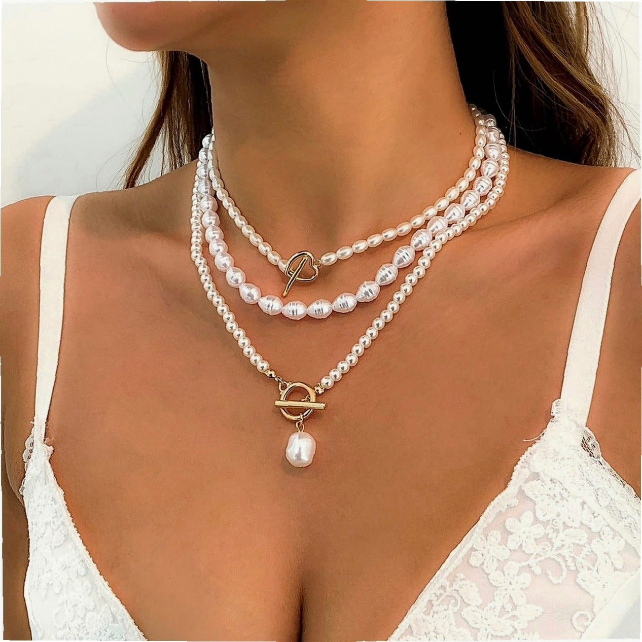 Vintage Pearl Necklace in Multi-Layer Design